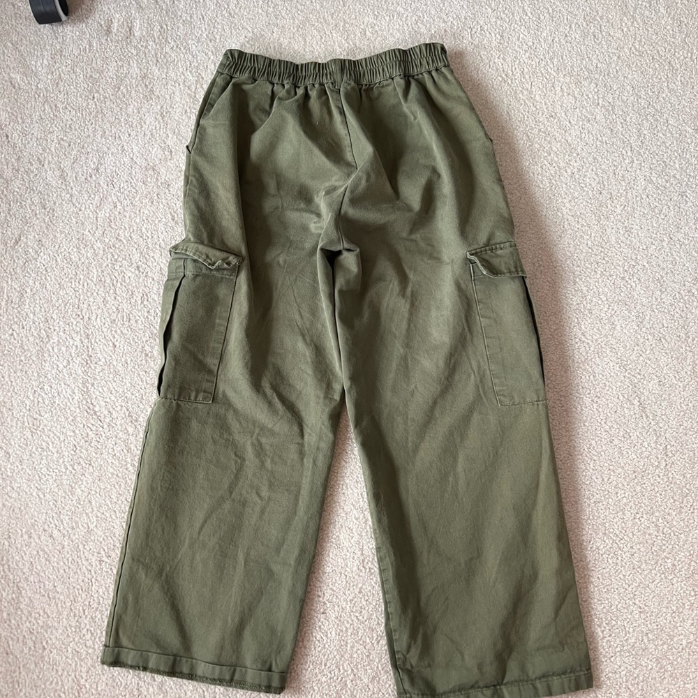 Khaki green cargo pants - women (from Korea) - Picture 3 of 3